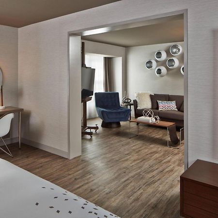 เดอะ เดล มอนเต ลอดจ์ เรอแนสซองซ์ โรเชสเตอร์ โฮเต็ล แอนด์ สปา Hotel ภายนอก รูปภาพ